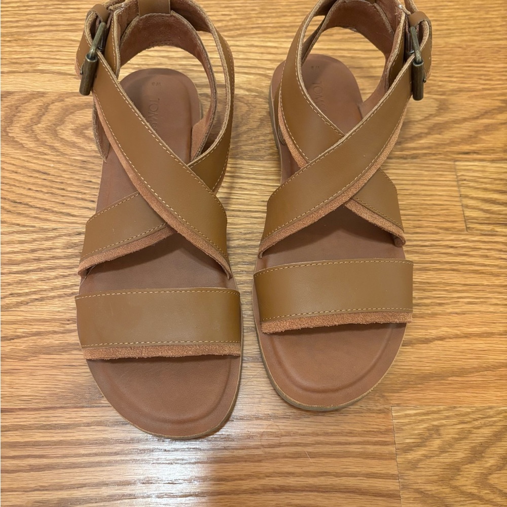 TOMS Tan Leather Sandals - Picture 2 of 8